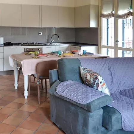 アパート Grappolo X 6 *